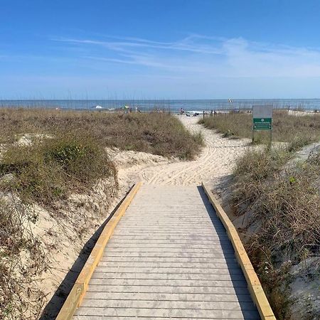 Nothing But Ocean In Forest Beach Hilton Head Island Exteriör bild