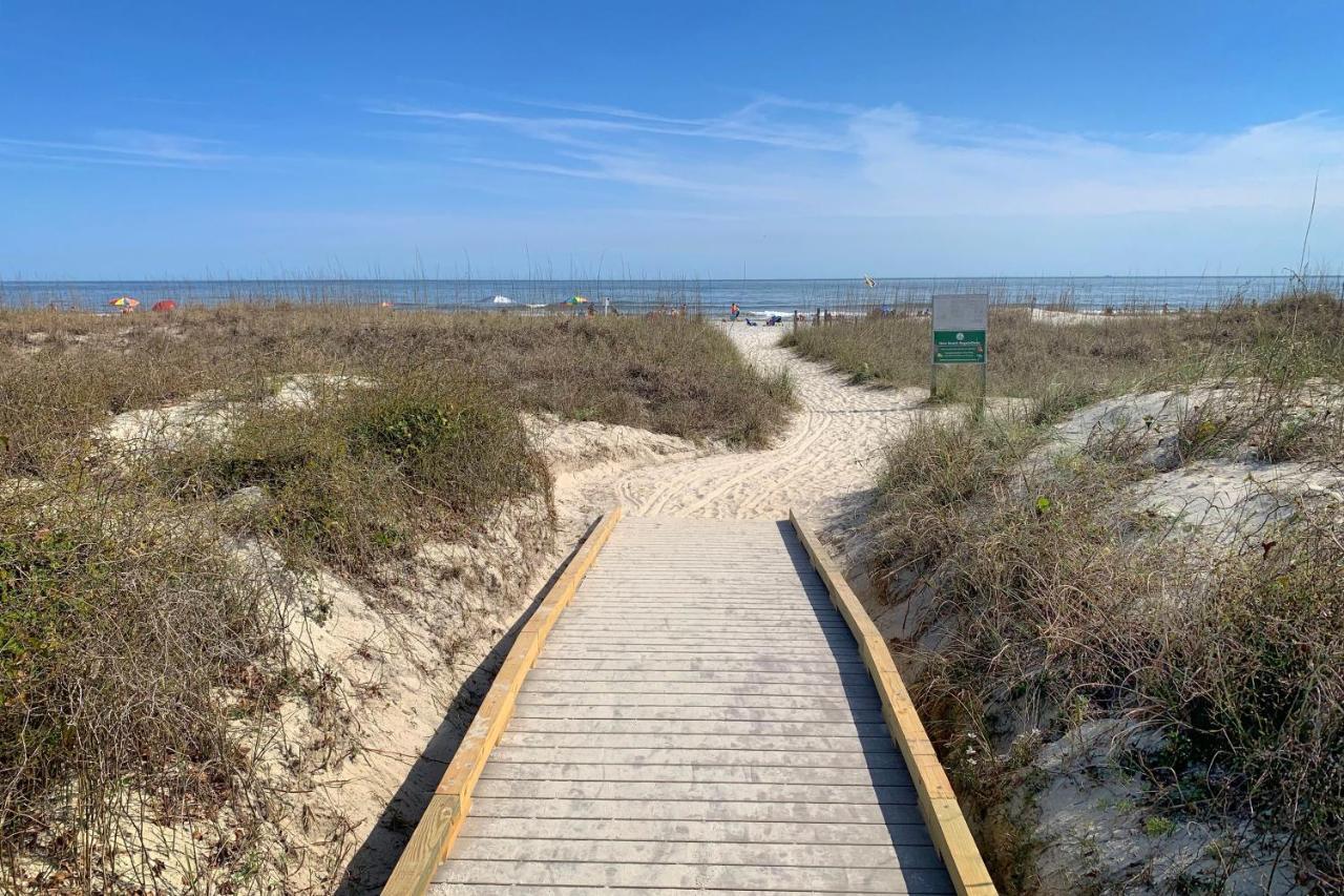 Nothing But Ocean In Forest Beach Hilton Head Island Exteriör bild