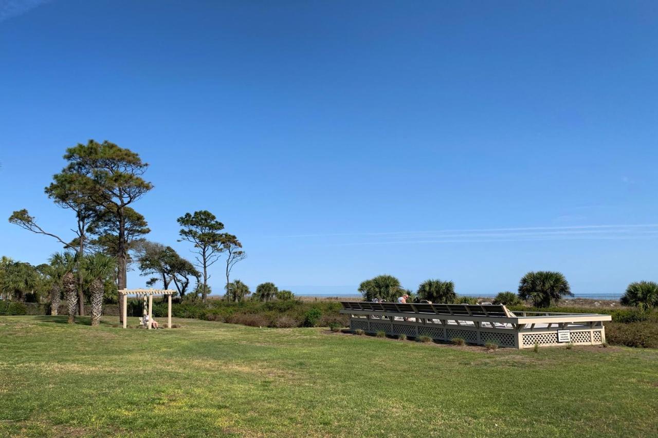 Nothing But Ocean In Forest Beach Hilton Head Island Exteriör bild
